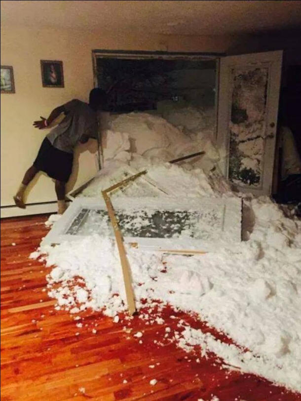 Američka snježna oluja Anomaly, Oluja