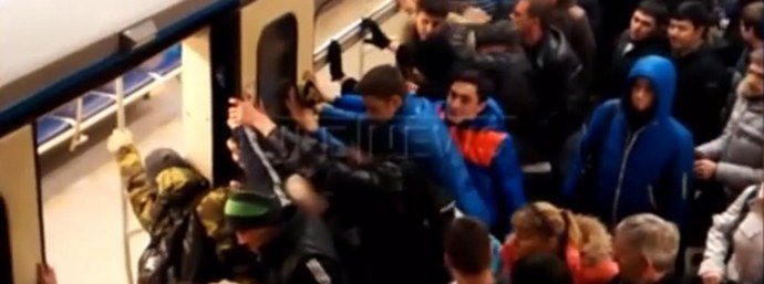 Desetine putnika su spasile staricu