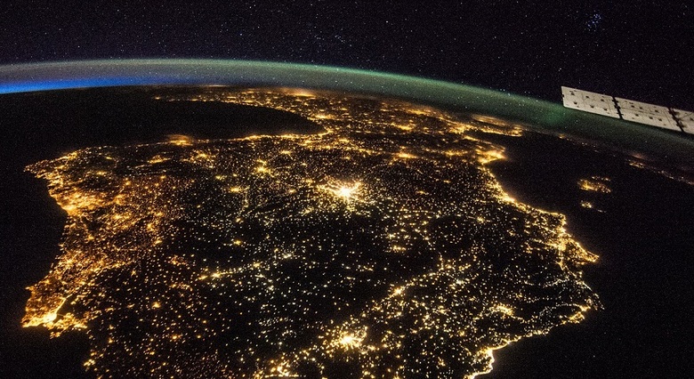 Starlink Project - Ilon Mask Space Internet Program