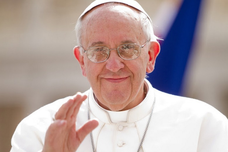 Svećenici su optužili papu Franju za herezu