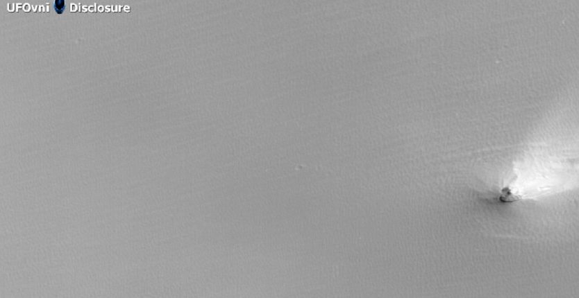 Trokutasti objekt na Marsu: 'Vanzemaljski brod' ili značajke terena? 