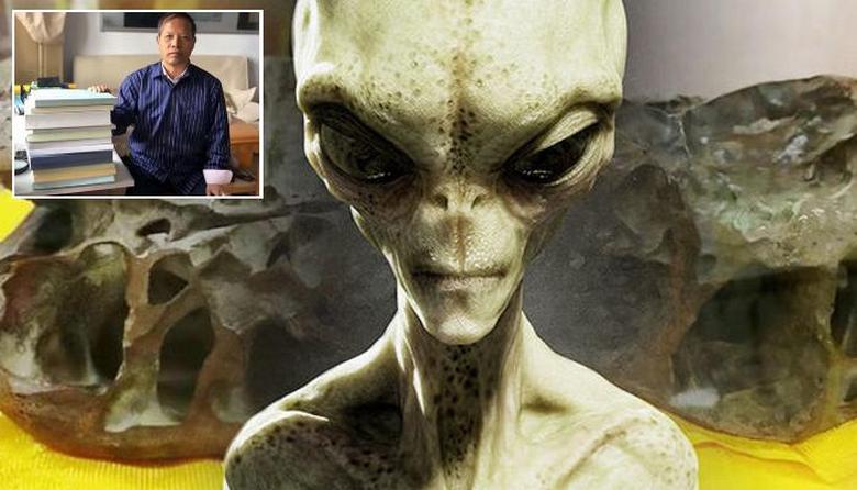 Ufaolog iz Kine Li Jianmin ispituje lubanju stranca