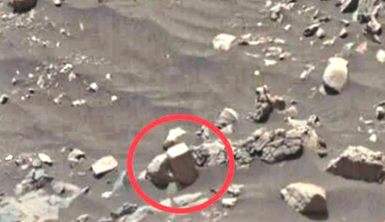 Ufolog je pronašao ciglu na fotografiji sa Marsa