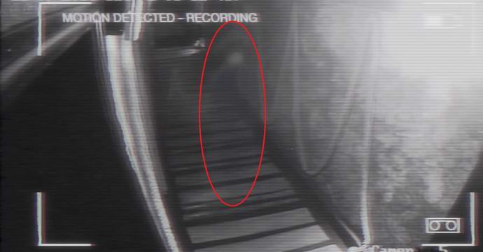 U Engleskoj je sablasna figura snimana na konopcu