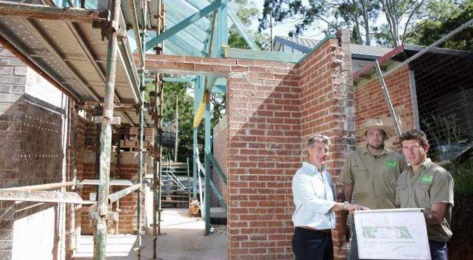 U Australiji je počeo graditi kuće u Feng Shui