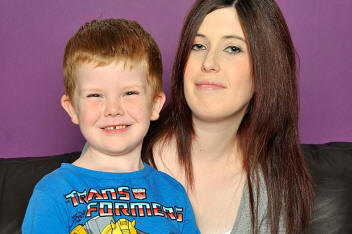 U Britaniji, petogodišnjaci se hrane žicama svaki dan.