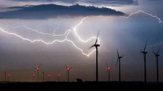 U Njemačkoj je grom pogodio gomilu ljudi