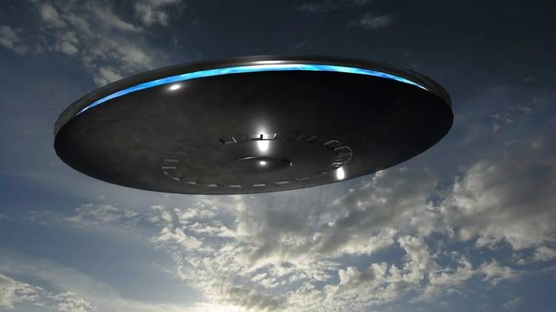 Disk kolosalne veličine primećen je na olujnom nebu