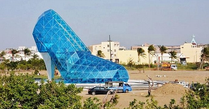 U Kini su sagradili jedinstvenu papučicu za hram