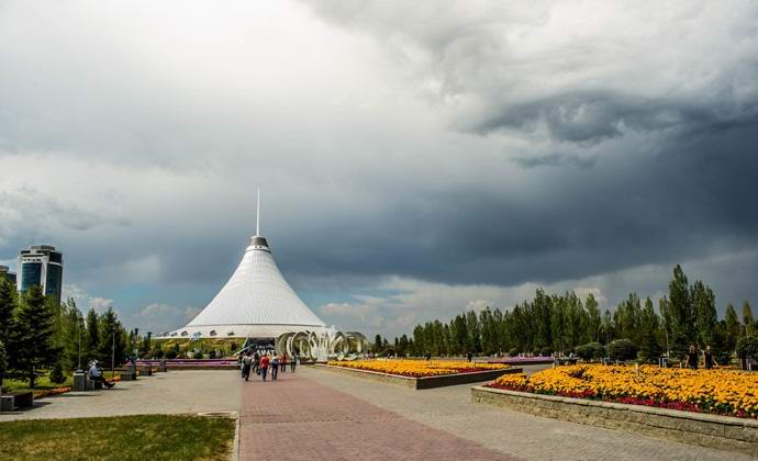 Ogromno oko pojavilo se na nebu nad Kazahstanom