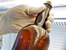 Na Novom Zelandu pronašli pismo u boci, preplivali 13 hiljada kilometara