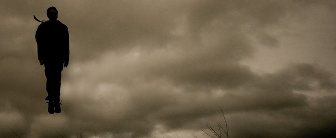 Leteća osoba pogodila objektiv fotoaparata