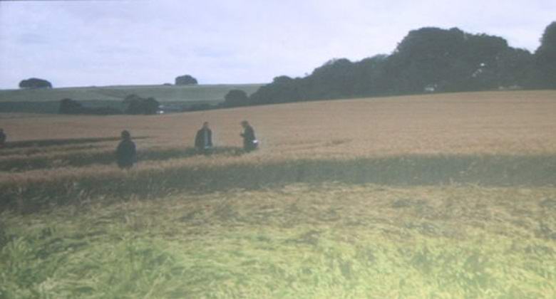 Tajanstvena figura pratila ufologe na terenu