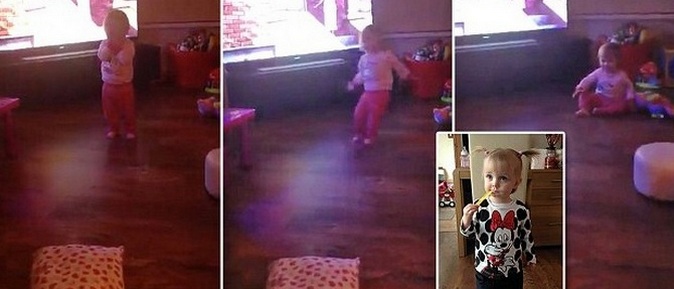 Zašto je duh gurnuo djevojku?