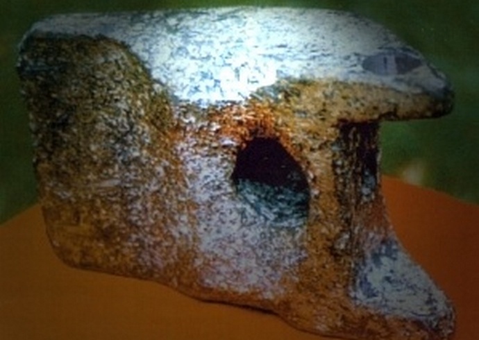 Zagonetka artefakta Ayud