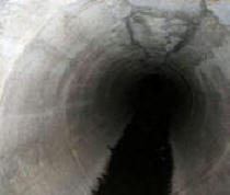 Živjeti pod zemljom