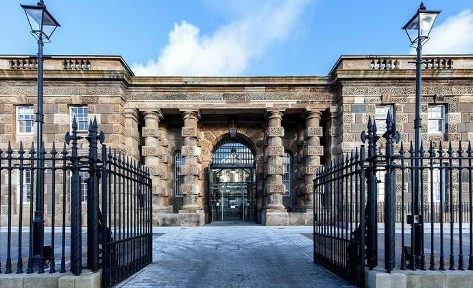 Zli duh pokojnog kriminalca uplašio lovca na duhove